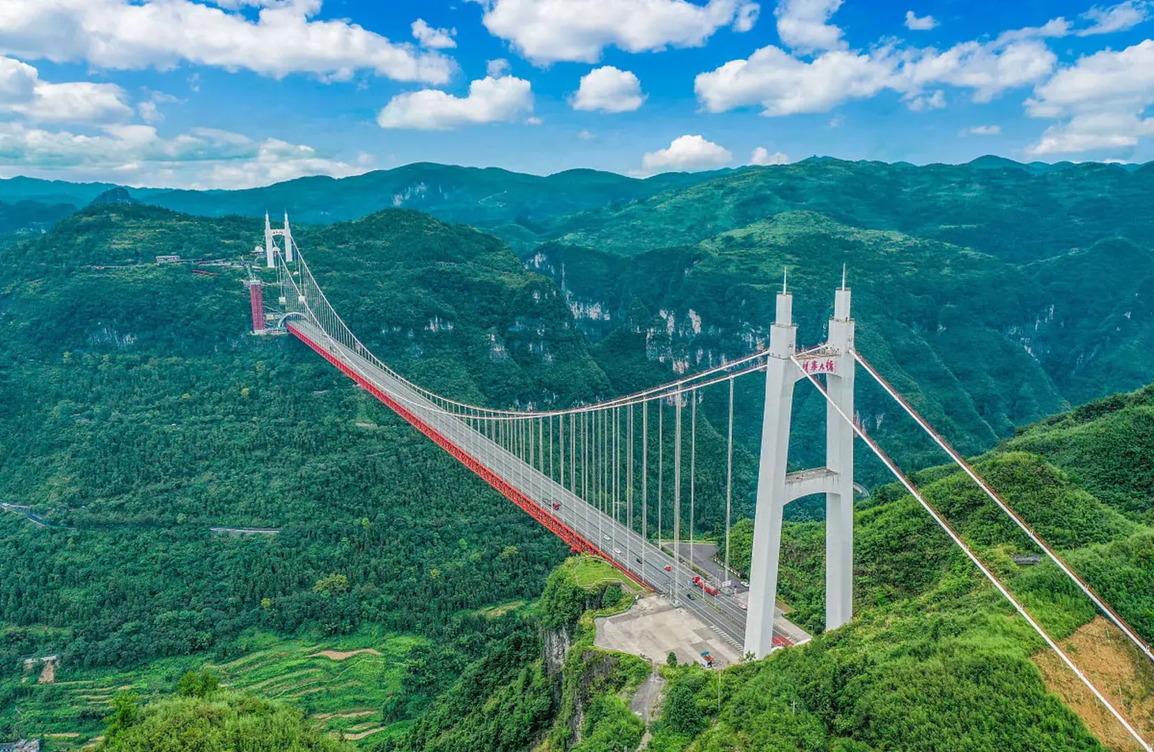 Aizhai Bridge lookout