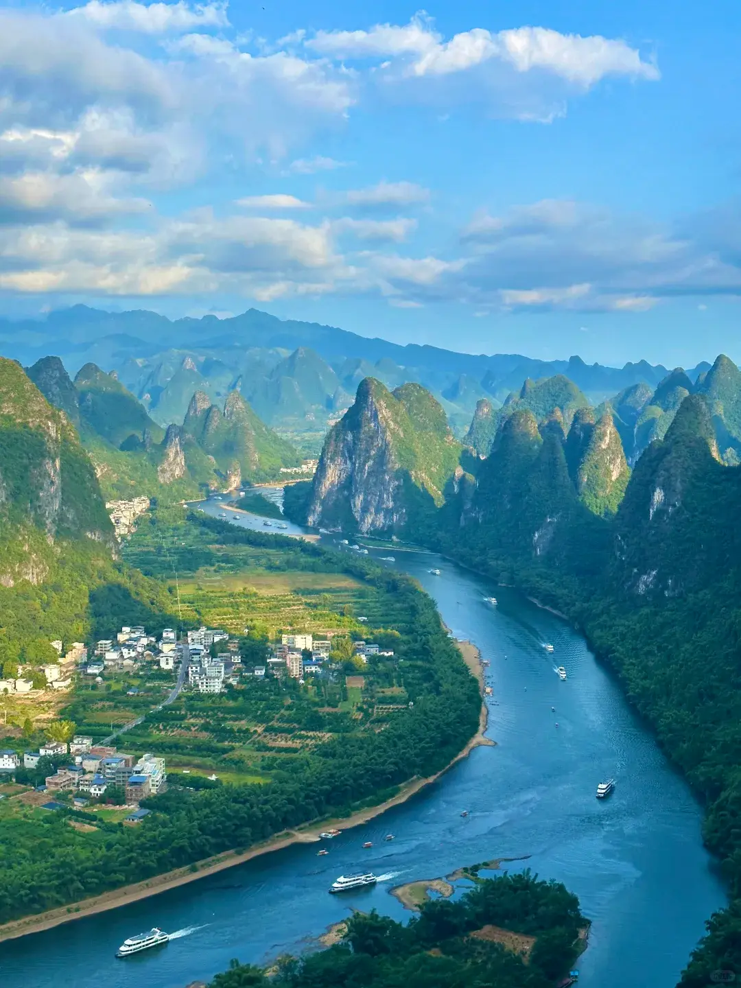Xianggong Hill Panoramic View