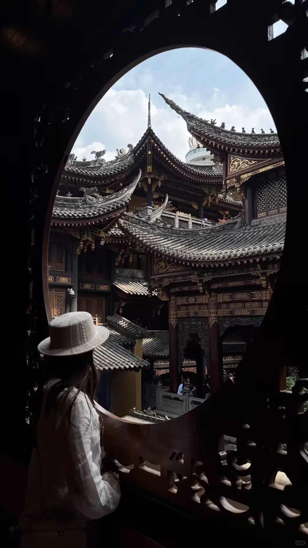 Chongqing Instagram photo spots and viral social media locations